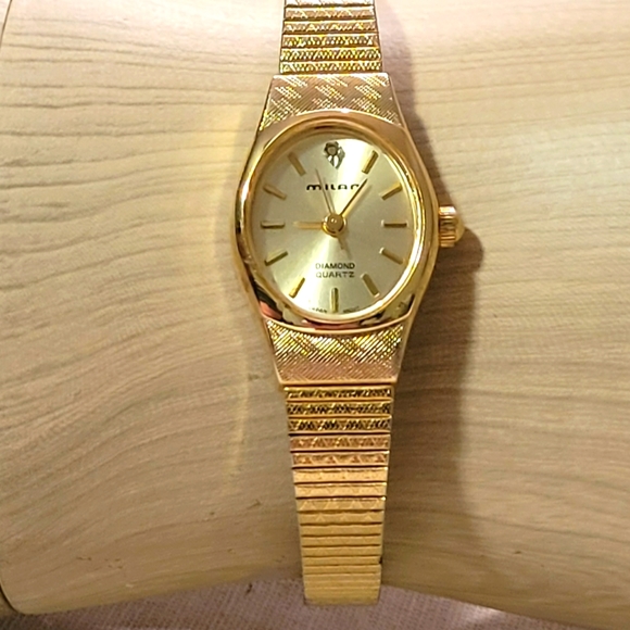 milan Accessories - Milan Diamond Quartz Gold Face Petite Ladies Goldtone Watch